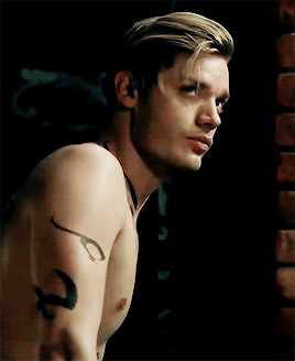 7eb651fac2014cb75c452d39a5b0c749 (1)